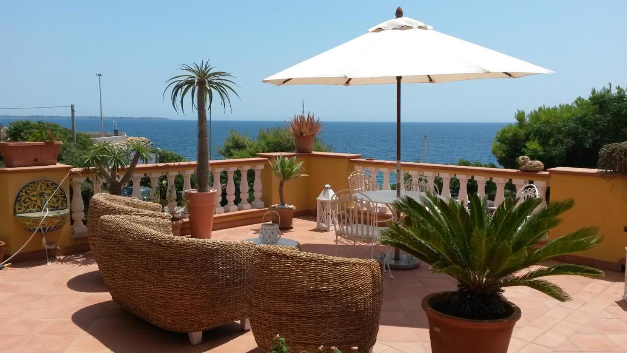 B&B "Raggio Di Sole" Le Castella  Eksteriør bilde